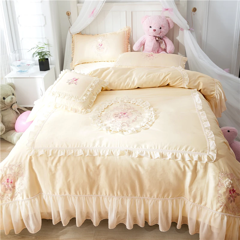 

4Pcs Luxury Egypt Cotton Romantic Autumn Princess Bedding Set Embroidery Lace Duvet cover set Bed Sheet Pillowcases Queen King