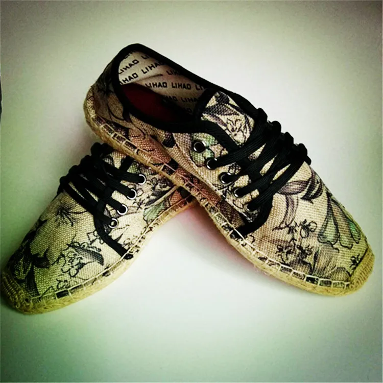 

New Fashion Men Women Canvas Shoes Couple Casual Pattern Soft Rubber Flat Shoes