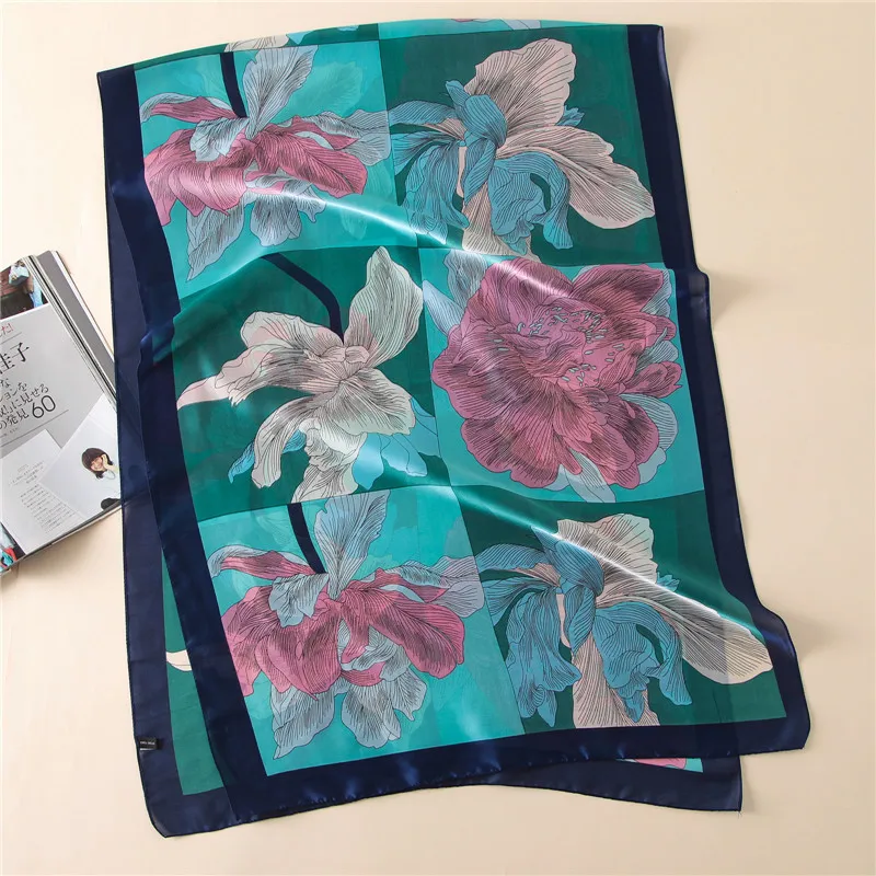 2017 Испания роскошный бренд женские модные лупы Цветочный шелковый шарф шаль