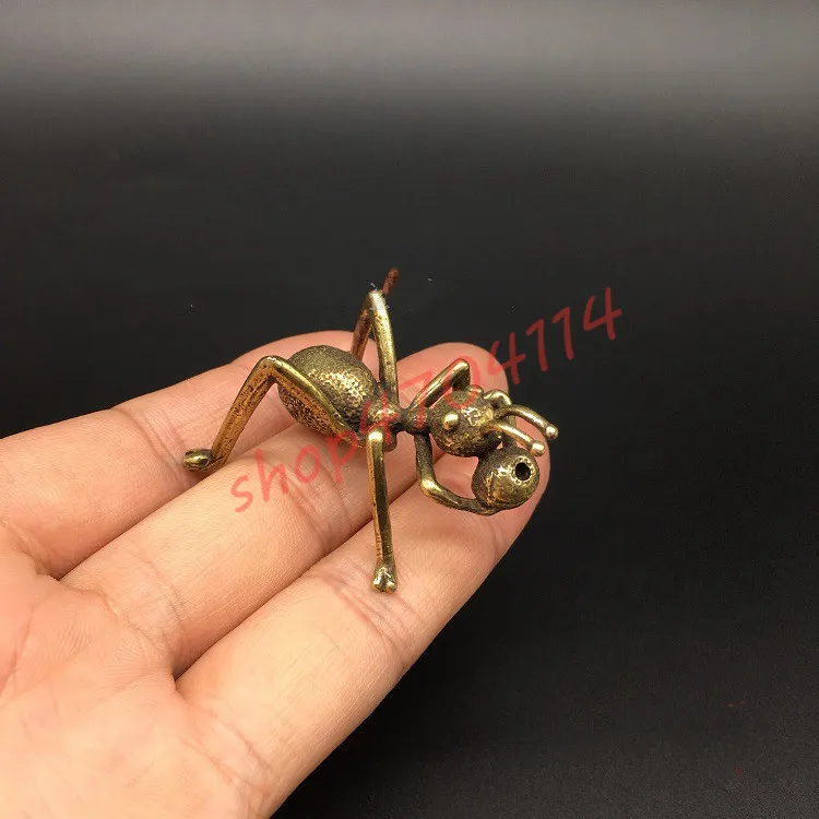 

Antique Collection, Solid Brass Ant Ornaments, Insect Micro-carved Desktop Ornaments, Exquisite Crafts Collection