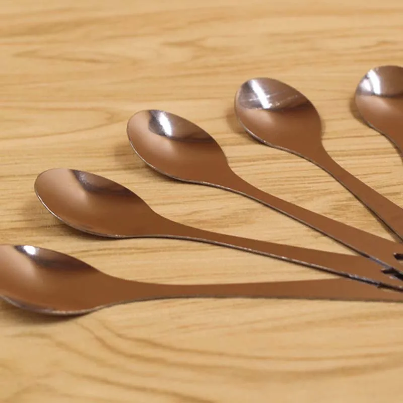 2 pcs spoon 2 шт милый набор ложка и вилка из нержавеющей стали с мультяшными ручками Декор кофейная ложка Вилка для торта, десертная посуда для детей - Цвет: 2 pcs spoon