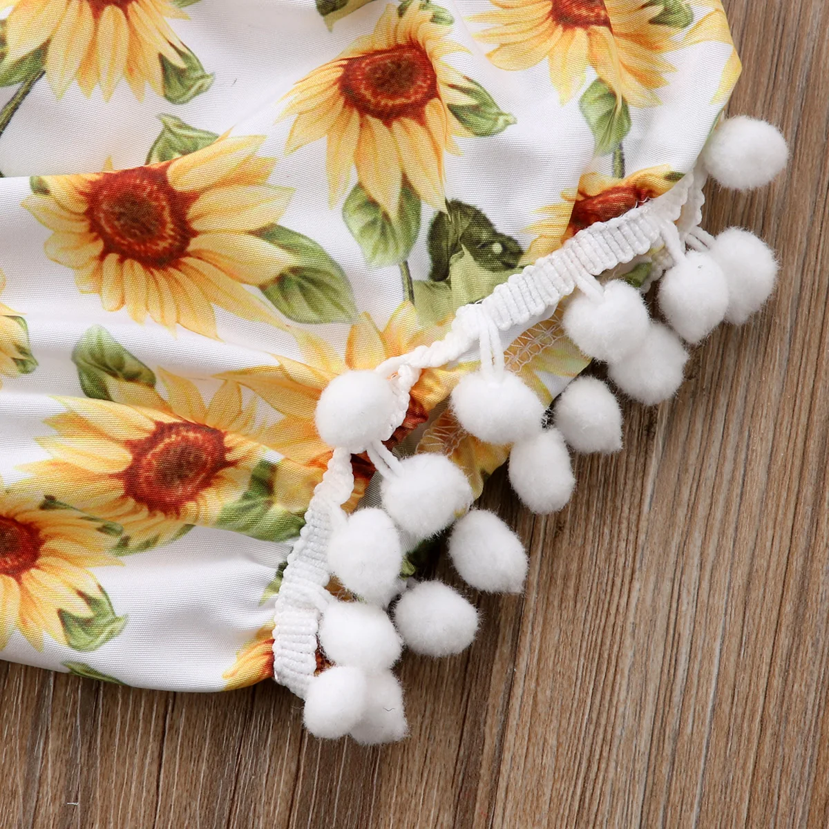

Off Shoulder Solid Tops Sunflower Tassels Shorts 3pcs Outfits Newborn Kid Baby Girl Headband Summer Clothes Set