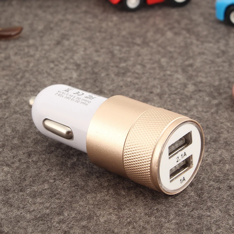 Универсальное автомобильное зарядное устройство USB металлическое плоское