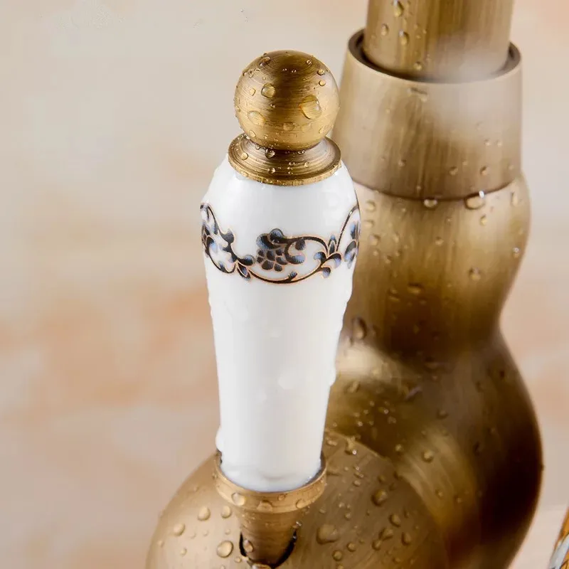 2016 Бесплатная доставка керамический античный латунный Смеситель для ванной