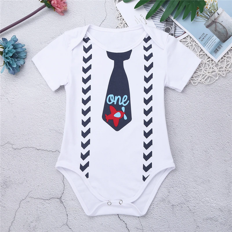 Костюм на 1-й день рождения для маленьких мальчиков комбинезон с надписью One и