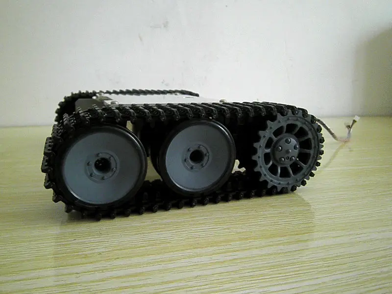 

Гусеничный автомобиль, шасси tankbot typ2