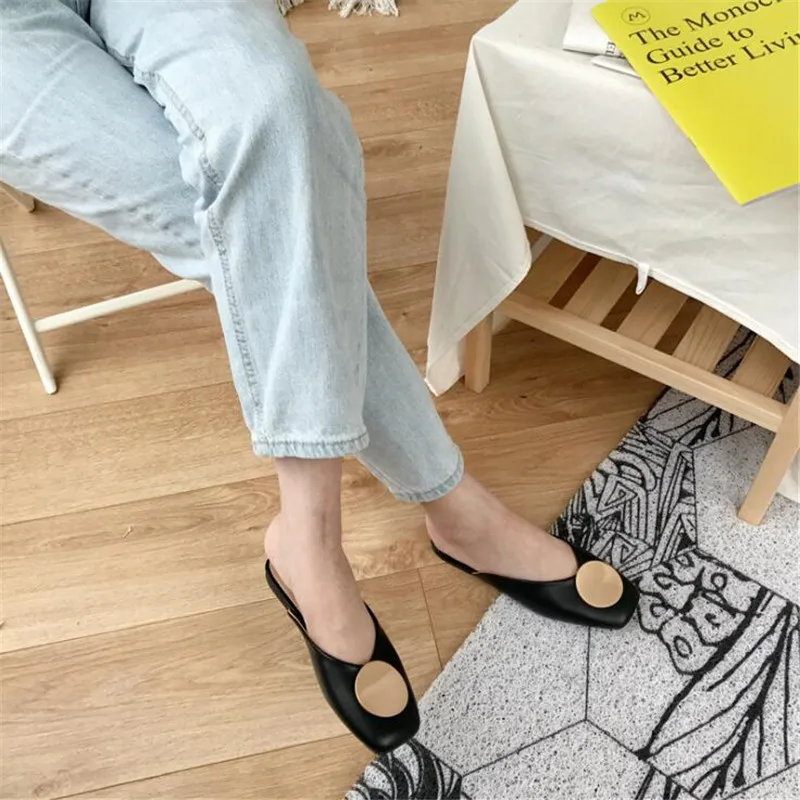 Женские сандалии с квадратным носком кожаные шлепанцы на низком каблуке в