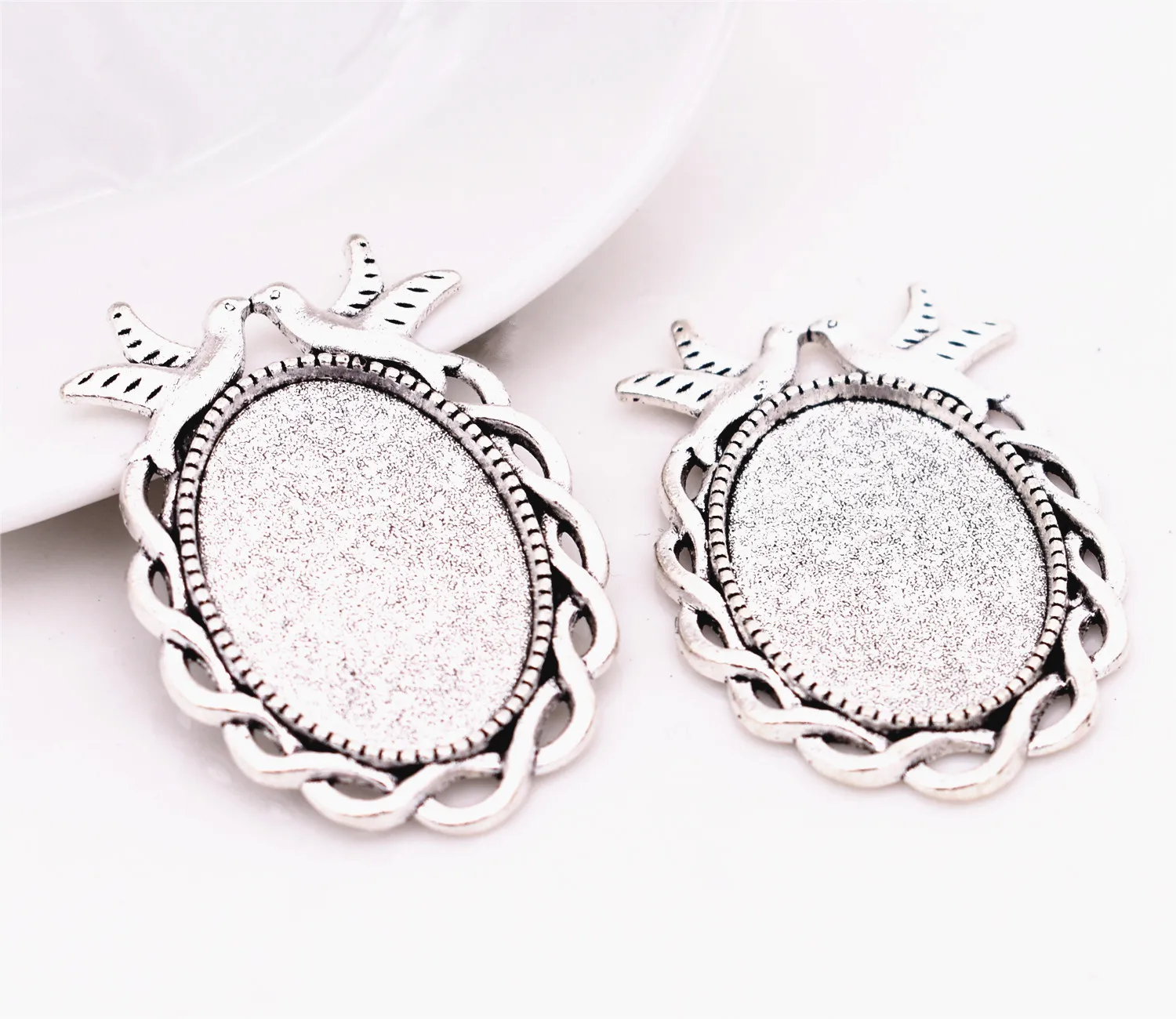 

Новая мода 4 шт 18x25 мм Внутренний размер античный посеребренный простой стиль кабошон базовая Камея Настройка амулеты Pendant-A4-44