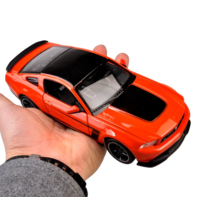 Maisto Mustang BOSS 302 оранжевый 1:24 металлический гоночный автомобиль для игр