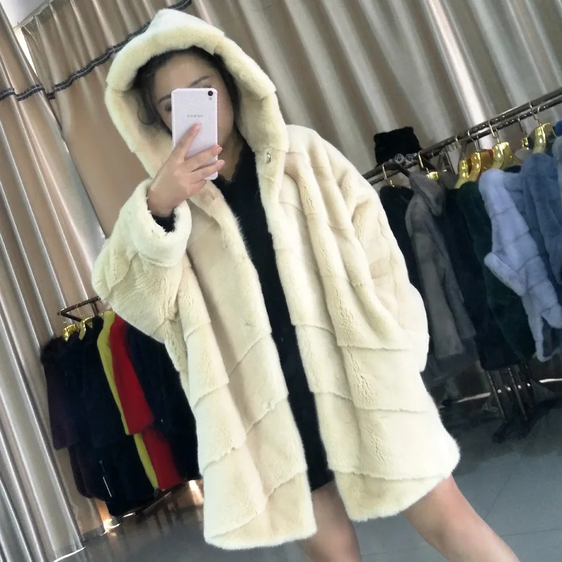 Realfurfashionablefurcoatnaturalfurwithfurhoodlongsleevesofbatsminkcoatlongwomenstopsand BlousesForWomenWinter2018Top качества