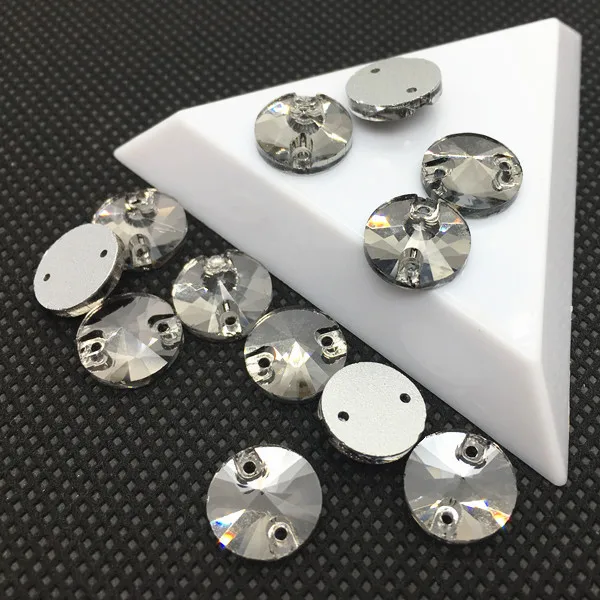 clear grey 10 мм круглые стразы риволи 3200 sew On Stone Пришивные стеклянные стразы 2 отверстия для платья украшения для одежды - Цвет: clear grey