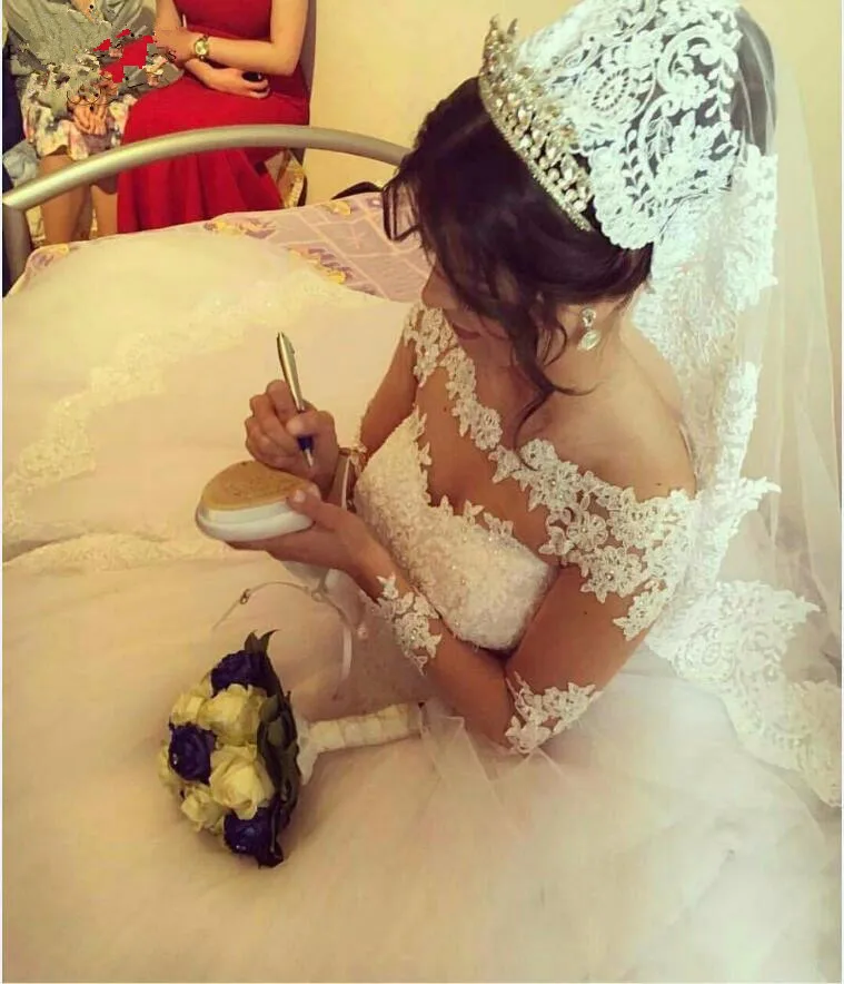 

Boat Neck wedding gown Off Shoulder vestido de noiva Long Sleeve Lace Appliques Wedding Dress With Sleeves robe de mariee
