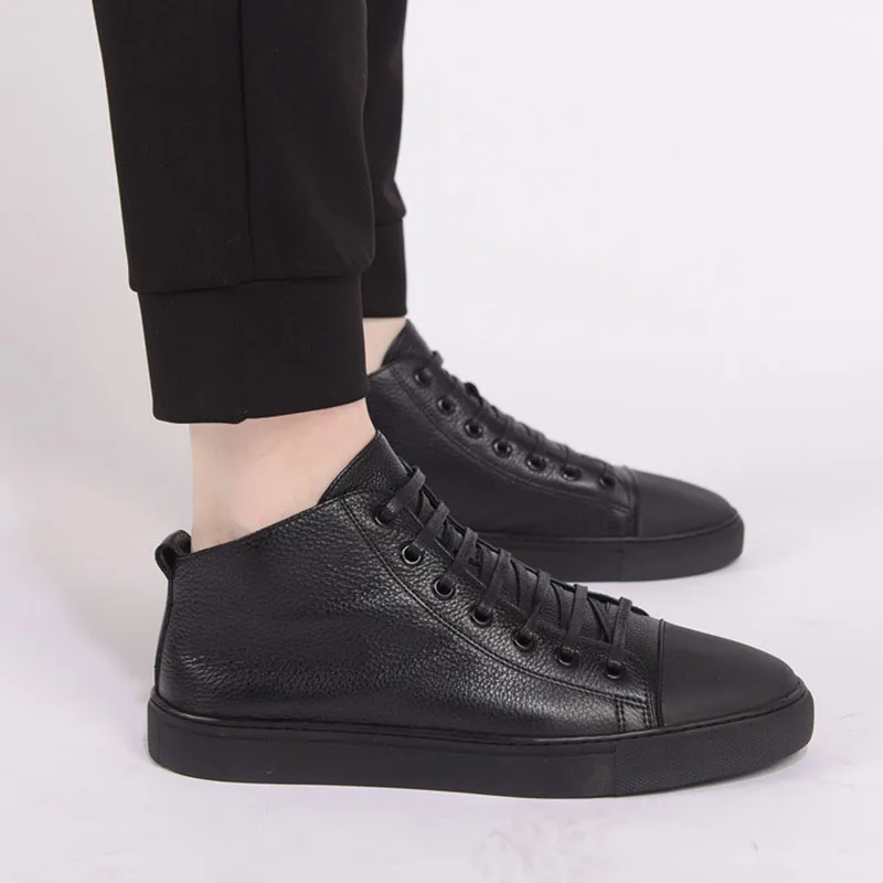 

Riding boots male Genuine Leather high top shoes men cowhide breathable sneaker fashion boots mens casual shoes Leisure shoes