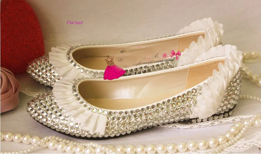 

2018 Free Shipping Gorgeous And Fashion Silver Almond Toe Flat Heel Rhinestone Wedding Dress Shoes bridal Shoes Bridesmaid Shoes
