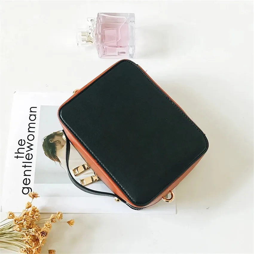 TOYOOSKY 2017 маленькая квадратная сумка в Корейском стиле с мультипликационным