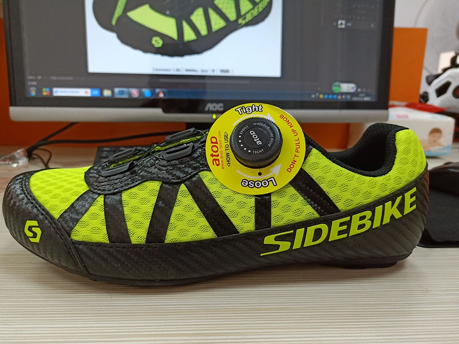 SIDEBIKE/Обувь для велоспорта; Мужская обувь для гонок; обувь для шоссейного велосипеда; самоблокирующаяся на вершине велосипеда; спортивные ультралегкие Профессиональные черные колонки