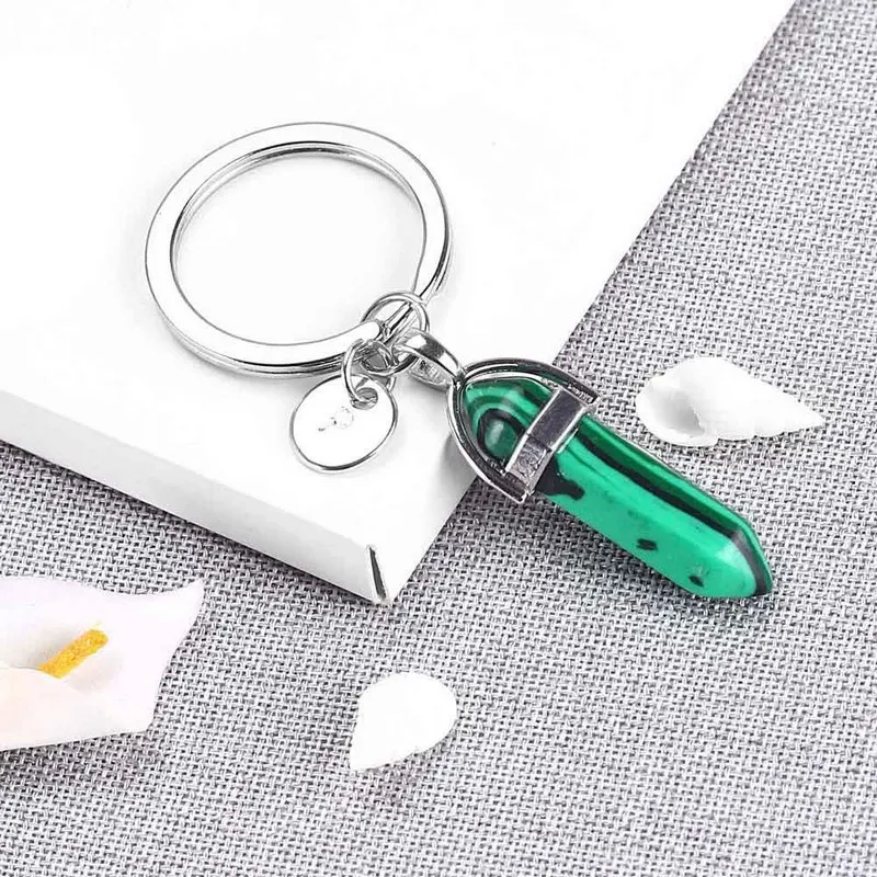peacock green Модные Натуральный камень кулон брелок натуральный Кварцевый камень 26 букв розового цвета с украшением в виде кристаллов удачу Ключ Цепочки, аксессуары, ювелирное изделие, подарок - Цвет: peacock green