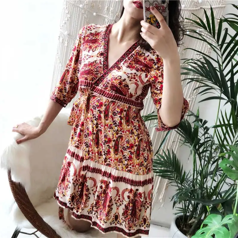 Boho Вдохновленный красный цветочный принт wrap мини платье женское v образный вырез
