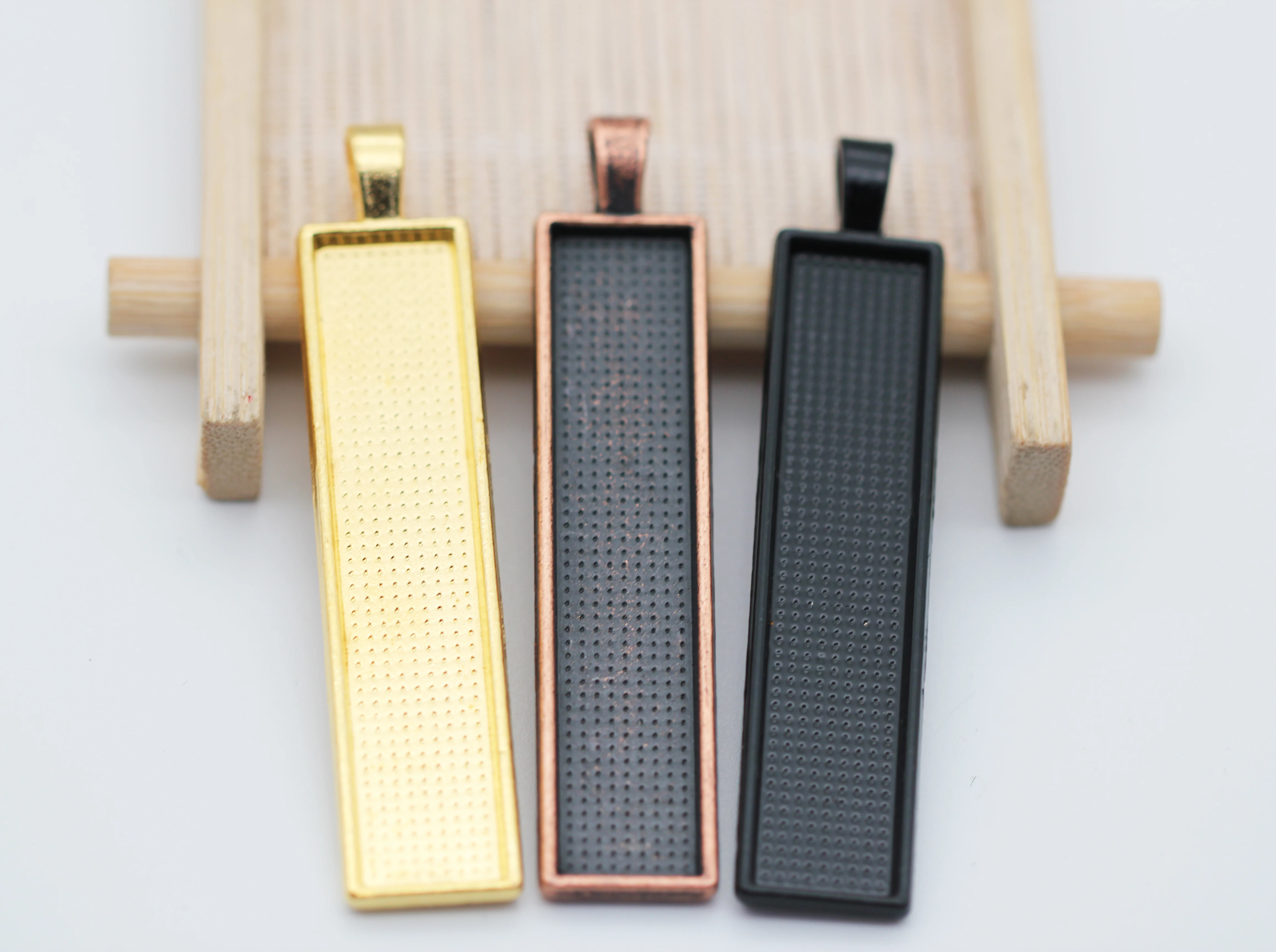 

30pcs Multi-color Rectangle Necklace Pendants Bezel Blank Base Settings Fit 10*50mm Cameo Glass Cabochon Tray For DIY Handmade