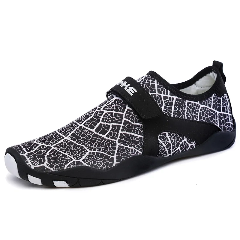 2019 new wading shoes four-sided leather quick-drying lightweight river swimming beach skin soft soled | Обувь