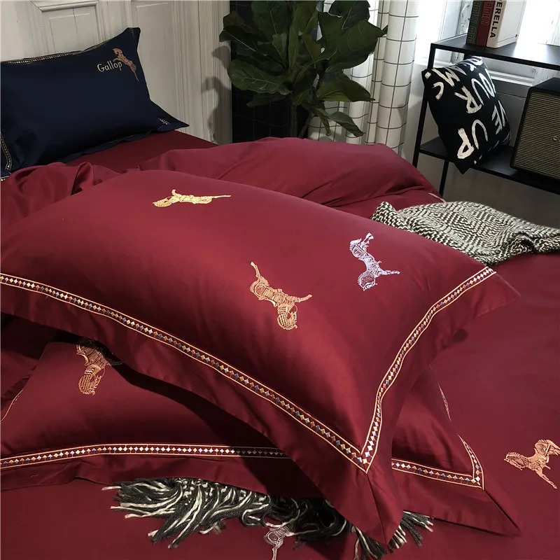 Luxury Egyptian Cotton Bedding Set Duvet Cover Sheet Pillowcase King Queen Size Embroidered horse Bed Linen for wedding | Дом и сад