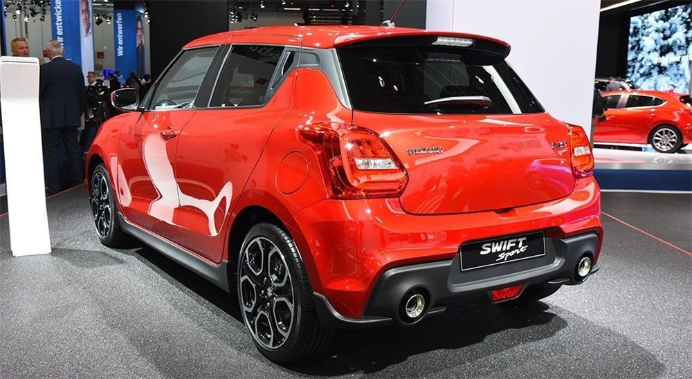 Автомобиль мигает 1 пара для Suzuki Swift Multi-functions автомобиль светодиодный задний противотуманный фонарь световой столб бампер сигнальная лампочка