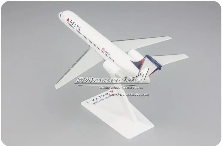 19 см пластиковая модель самолета Airways американская DELTA N935AT Airlines с подставкой