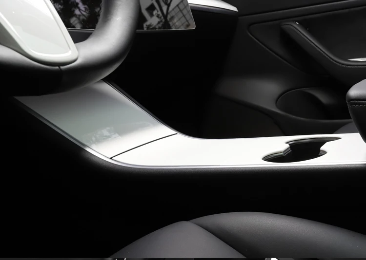 LUCKEASY автомобиля Центральная панель управления защитная патч для Tesla модель 3- из пластика ABS, имитация углеродного волокна красный белый 3 шт./компл