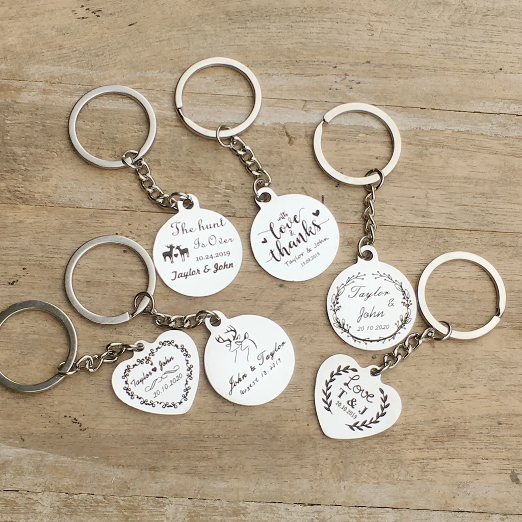 10pcs custom name date alloy Keychain Engraved logo key chain wedding gifts for guests wedding souvenirs wedding favors and gift