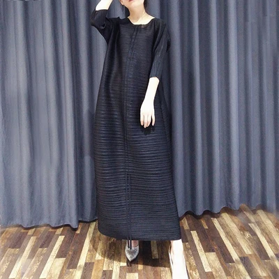 Miyake модное однотонное Плиссированное свободное женское платье с О-образным вырезом три четверти на завязках