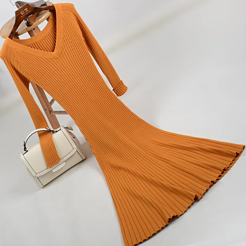 Платье с треугольным вырезом Осеннее/зимнее трикотажное платье длинным рукавом