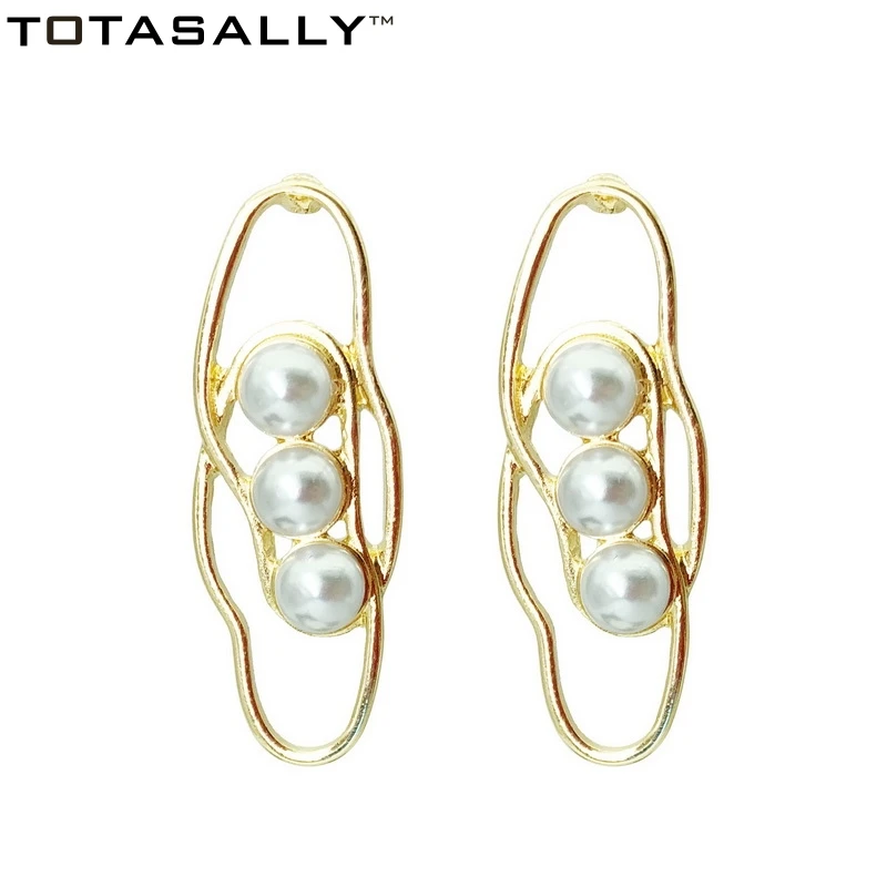 

TOTASALLY Popular Pearl Earrings Women Baroque Irregular Hollow Alloy Designer Cocktail Earring DropShipping Jewelry Wholesale