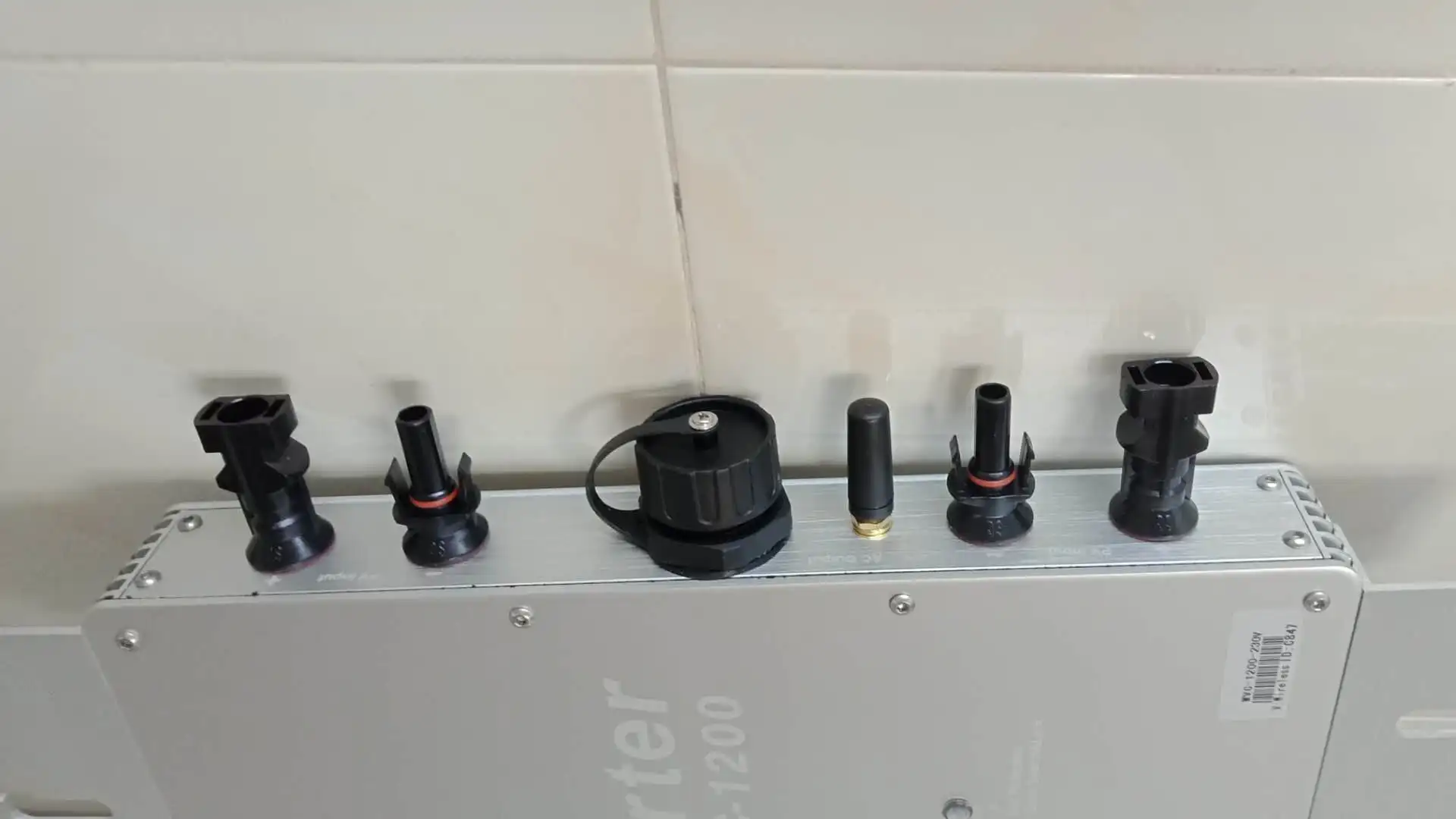 MPPT 1200W микро Чистая синусоида Инвертор вход DC22V 50V к AC110V или 230В 50/60 Гц
