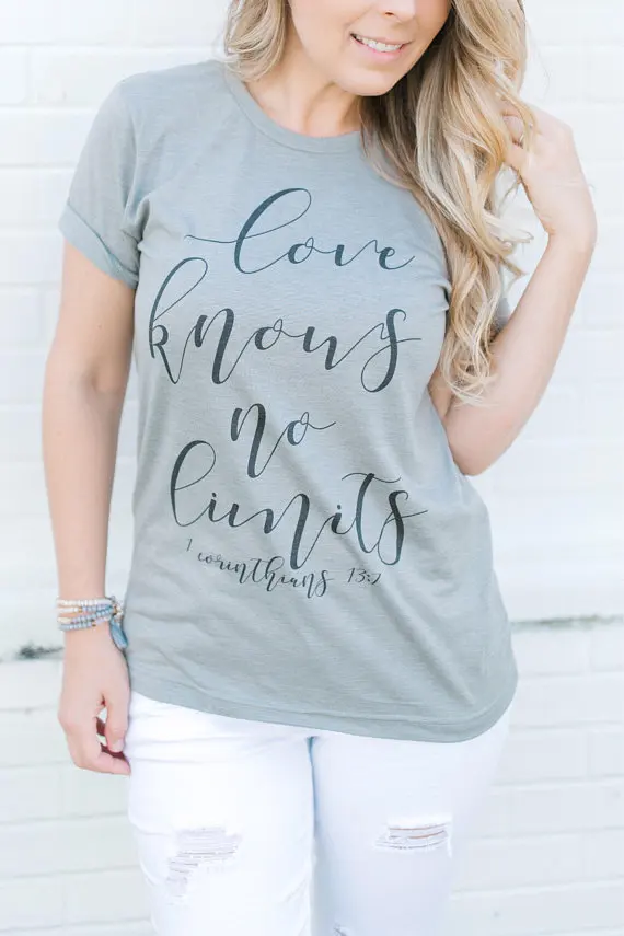 Любовь знает без каких-либо ограничений футболка Кристиан футболки в стиле
