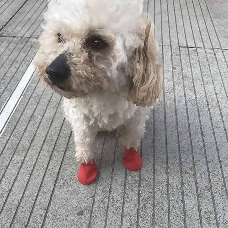 Pet Обувь для дождя из Карамельный цвет резиновая Водонепроницаемый Non-Slip для собак на открытом воздухе ботинки Pet Уход за лапами с противоскользящим покрытием в виде щенят, 4 шт./компл
