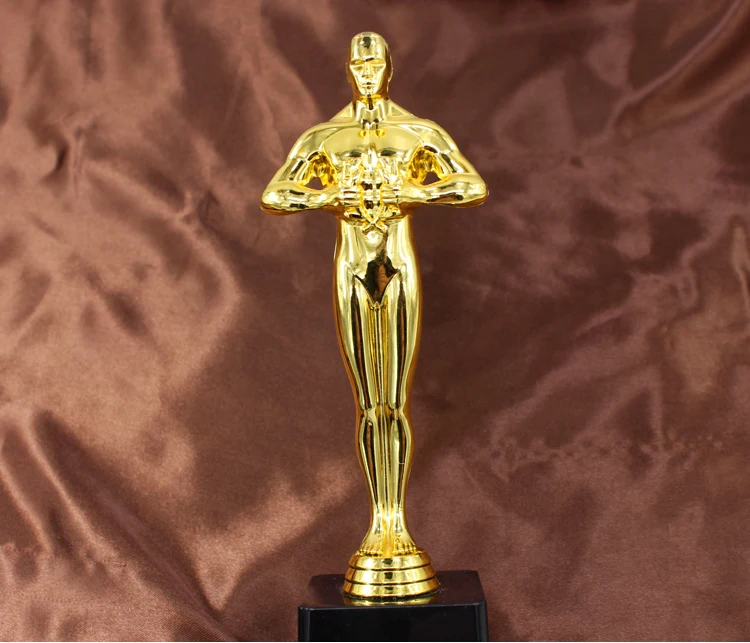 Три размера Оскар статуя трофей Оскара Rea 19 24см наборы 27 см Голливуда Вечерние