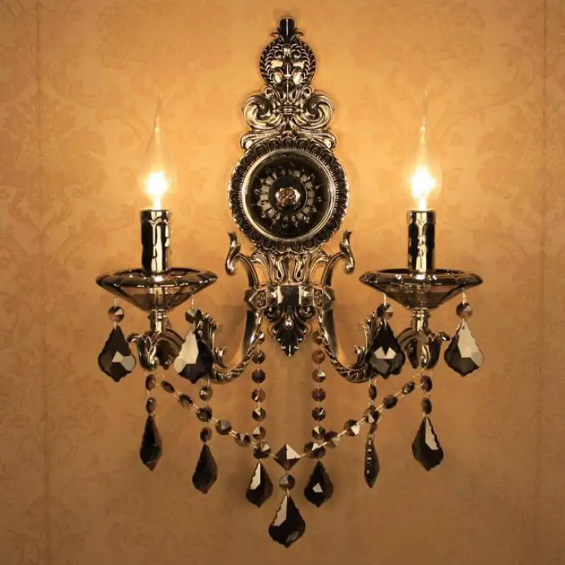 Художественный салон магазин окна антикварные хрустальные настенные