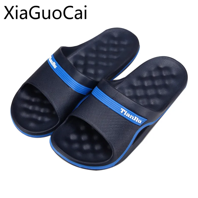 

Unisex Outdoors Slippers Summer Non-slip Pleated Mens Flat Slippers Soft Bottom Plastic Rubber Couple Slippers