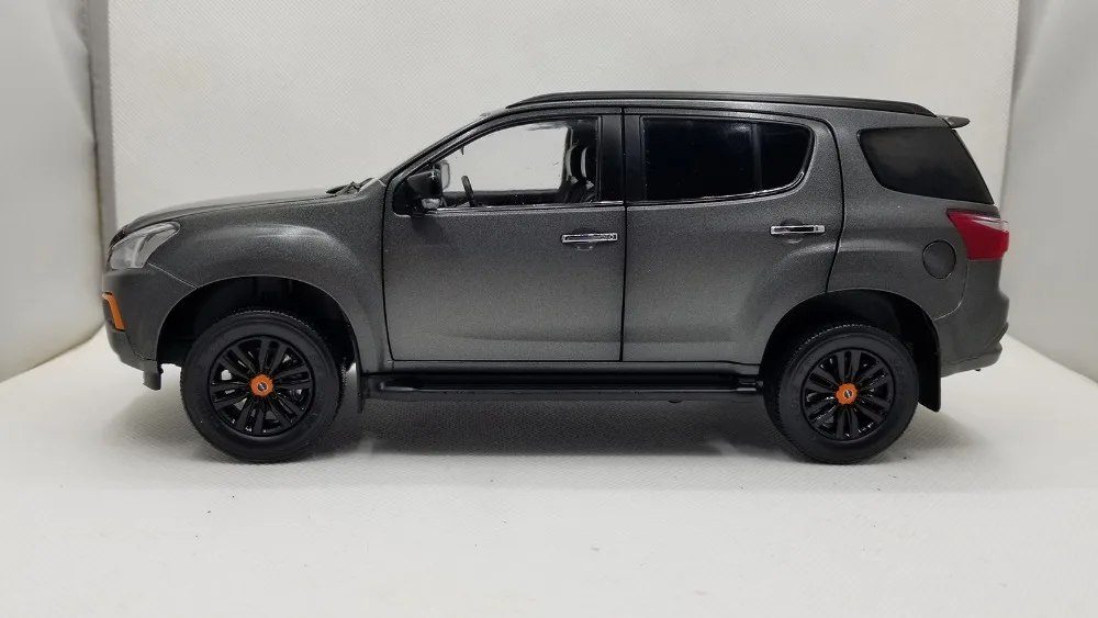 1:18 литая модель для ISUZU MU-X X-power матовый черный Внедорожник игрушечный автомобиль миниатюрная Коллекция подарков MUX MU X