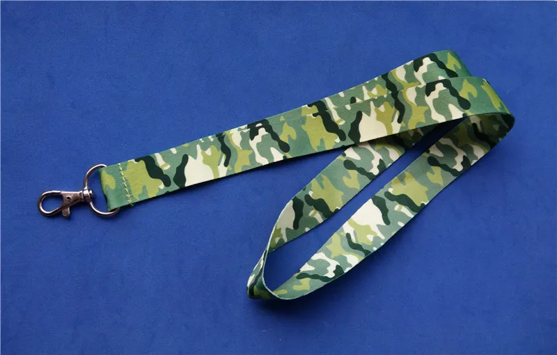 Camo 1 шт. Камуфляжный/радужный ремешок для ключей с брелоком армейский зеленый мобильный шейный ремень Камуфляжный держатель для ID бейджа 1 дюйм Ширина - Цвет: Camo
