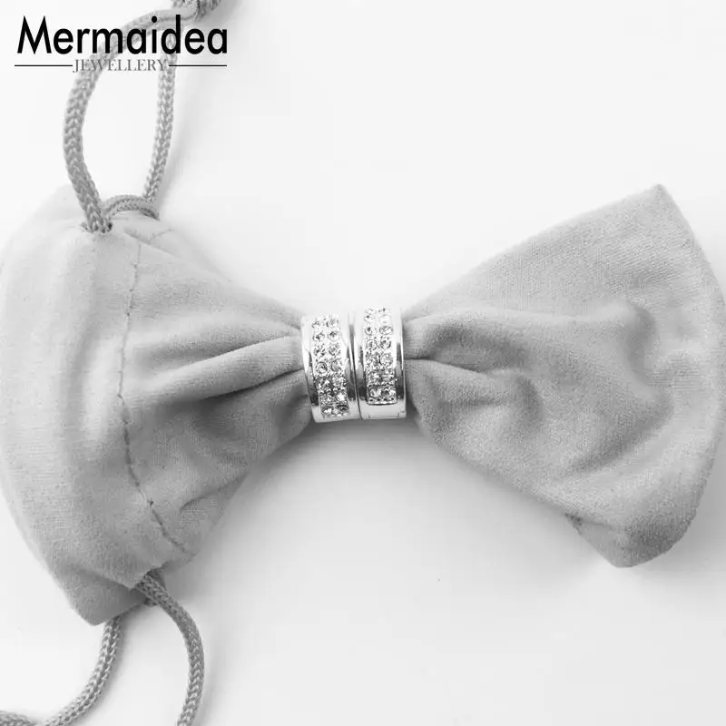 Креольские белые серьги кольца на петлях с фианитом классические модные