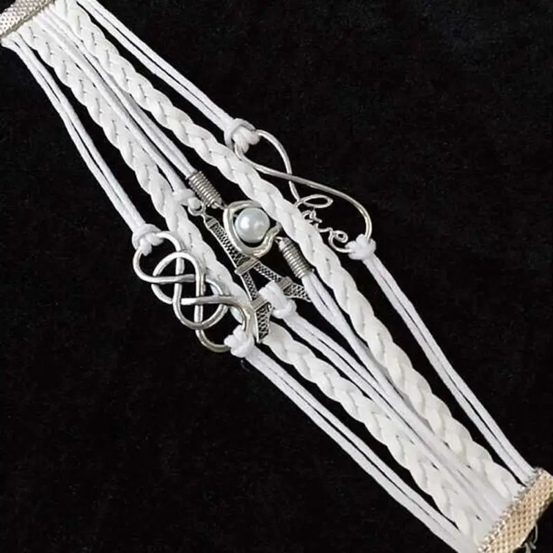 Женский кожаный браслет с шармами изображением Эйфелевой башни в виде сердца и