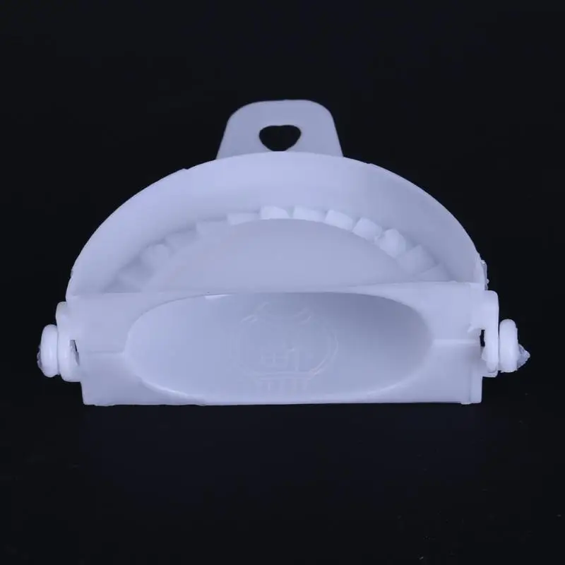 New Dumpling Maker Dough Press Dumpling Pie Ravioli Mould Hand Pinch Dumplings Folder Dessert Mold Baking Pastry Tools Gadgets