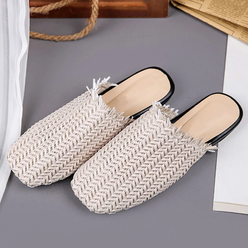 Beige Сапоги aphixta Для женщин тапочки с плоской подошвой; Летние классные шлепанцы без задника с открытыми пальцами сетка плетеная, из соломы шлепанцы без задника с открытыми пальцами, украшенные бахромой снаружи тапочки пляжная обувь флип-флоп сандалии - Цвет: Beige