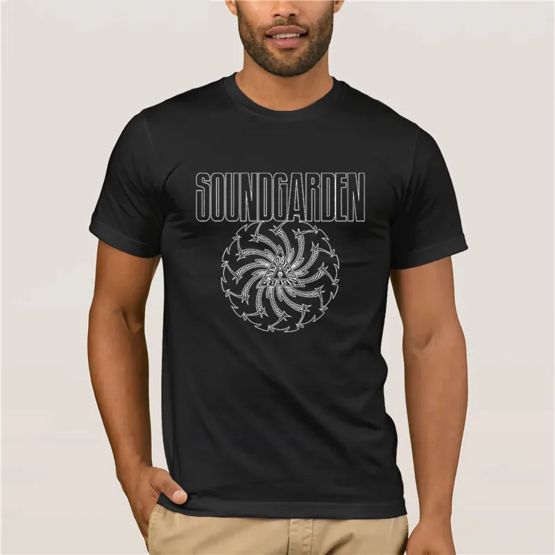 

New 2019 Summer Style Casual Wear High Quality Men Top Tee High Quality Size 2019 latest popular men's casual T-shirt