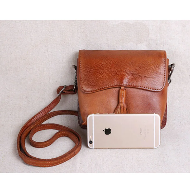 Сумка мессенджер из 100% натуральной коровьей кожи маленькая квадратная сумка