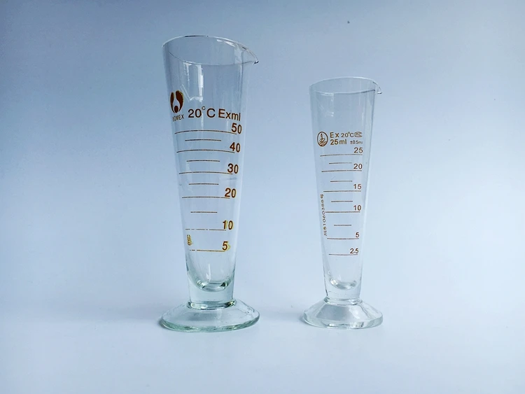 

free shipping 50ml 4pcs/lot Lab Glass Triangle Measuring Cup Accurate Scale