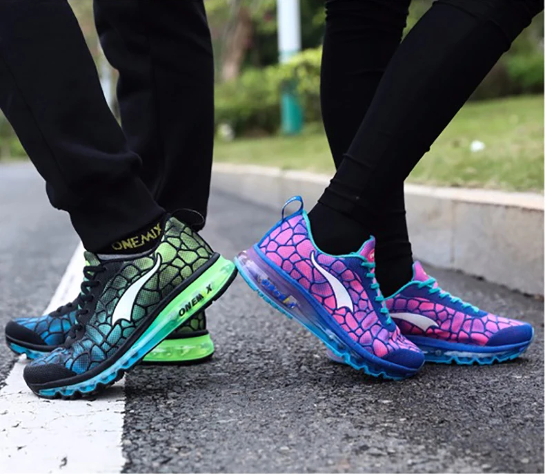 Onemix Для женщин кроссовки из дышащего материала zapatillas hombre Спорт на открытом воздухе кроссовки c воздушными подушками легкая ходьба, самая модная обувь