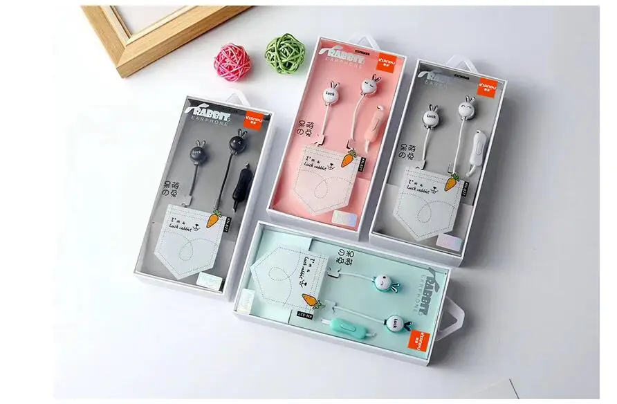 Наушники в виде кролика с мультипликационным принтом ушей управляющим динамиком