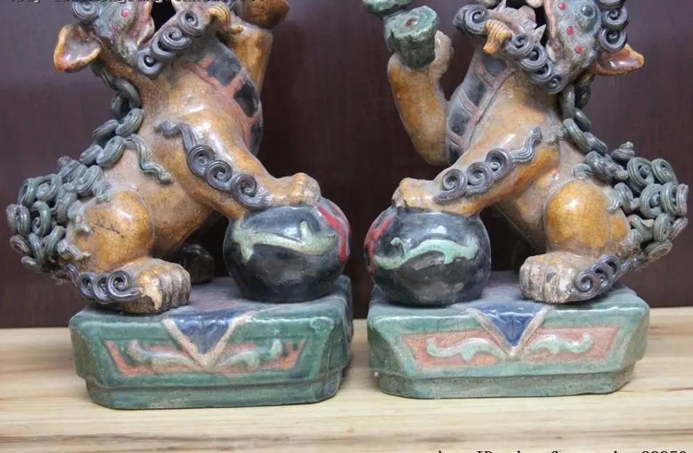 Китайская известная народная керамика фарфор WUCAI Ruyi Foo собака лев зверь цилинь